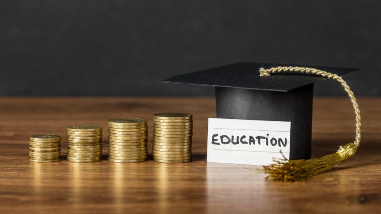 Education Loans in Singapore: A Guide to Student Financing